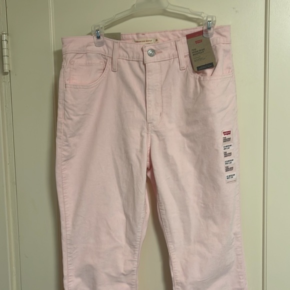 NWT Levi 725 High-rise Bootcut corduroys - Picture 2 of 4